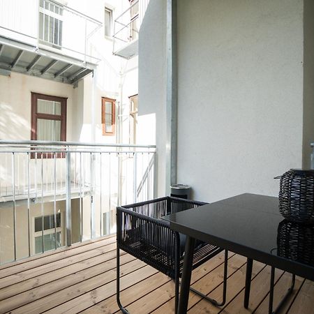 Modern Apartment With A Balcony Near Belvedere Vienna Exterior photo