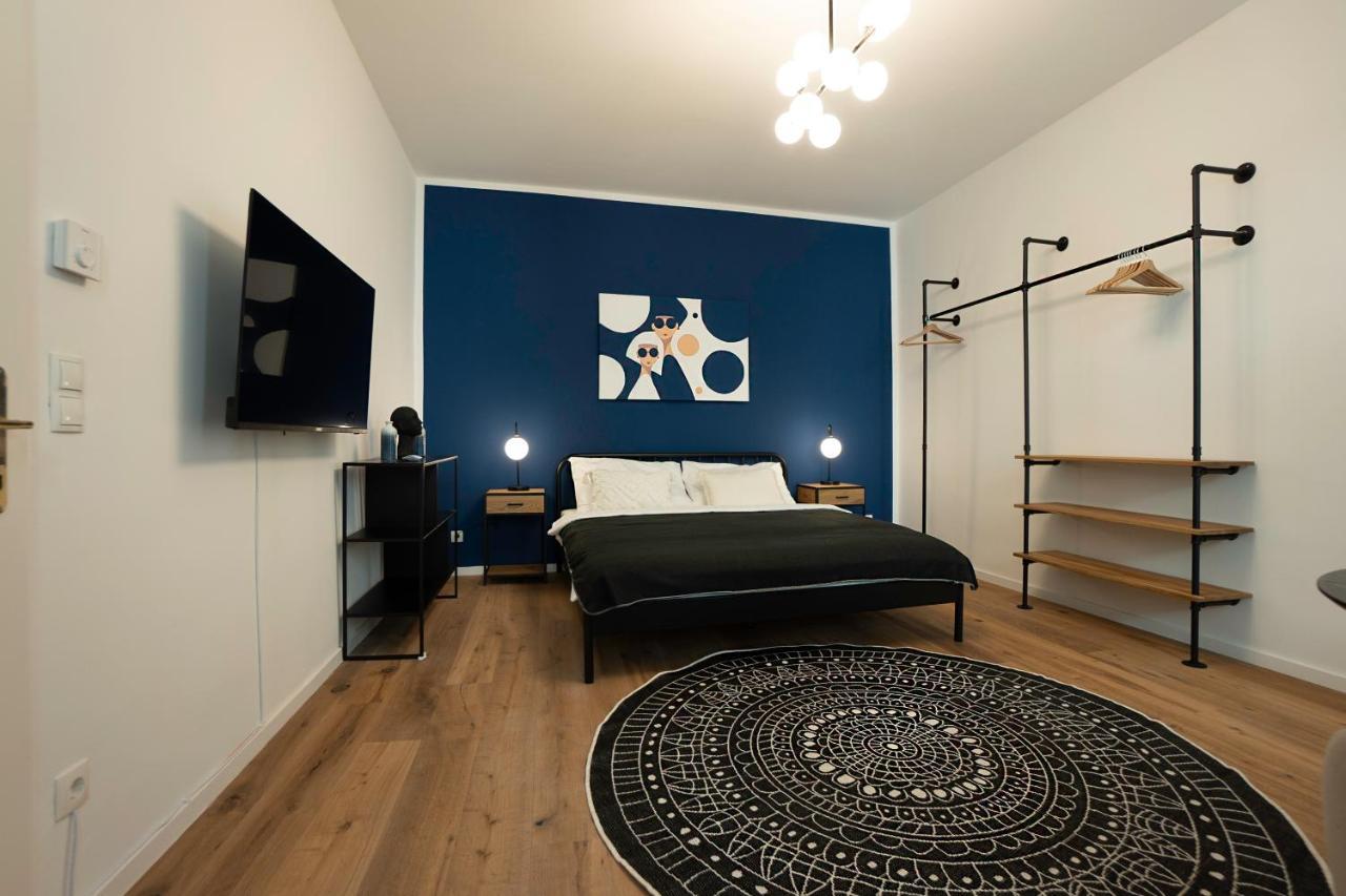 Modern Apartment With A Balcony Near Belvedere Vienna Exterior photo